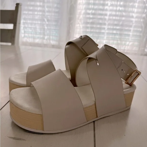 KELSI DAGGER BROOKLYN Women's Dunes Sandal, size 7 - Picture 9 of 13